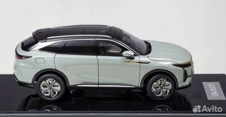 Exeed RX 1:18. Предзаказ