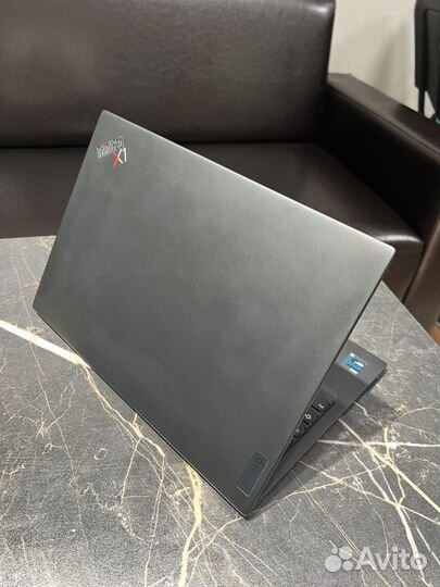 Thinkpad X1 Nano 450nit i5-11/16/512gb