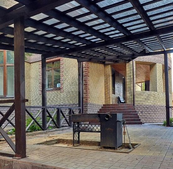 Коттедж 190 м² на участке 5 сот.