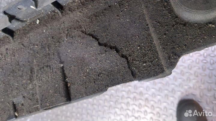 Рамка передняя Skoda Rapid