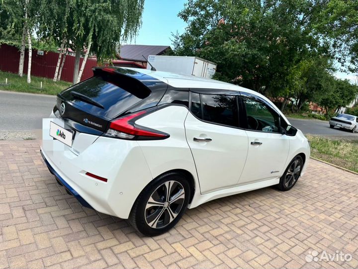 Nissan Leaf AT, 2018, 65 000 км