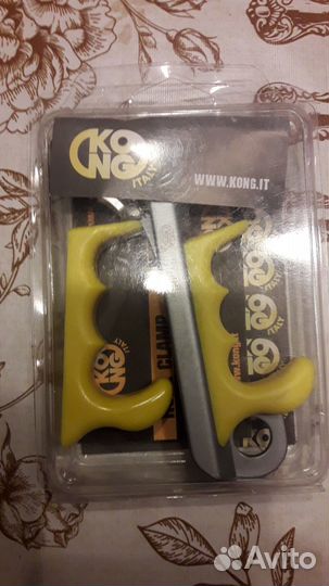 Зажим ручной Futura hand left