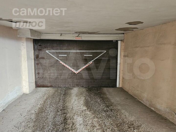 Машиноместо, 15 м²