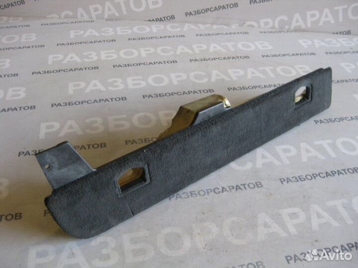 Пол багажника правый Volkswagen Touareg кроссовер