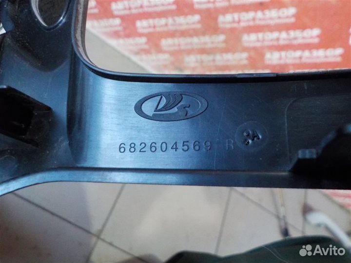 Рамка магнитолы LADA X-Ray 21129 2016