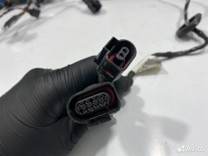 Проводка двери задняя левая Volkswagen Touareg 7L