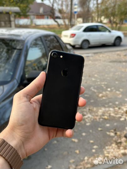 iPhone 7, 128 ГБ