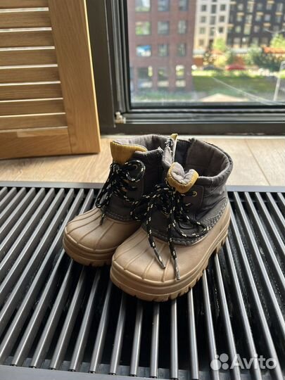 Ботинки Zara 23