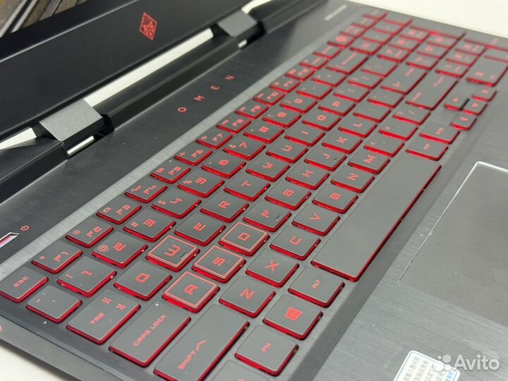 Игровой ноутбук HP Omen GTX 1650 i5 - 9300 8/128