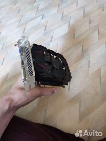 Radeon r7 240 1gb ddr5