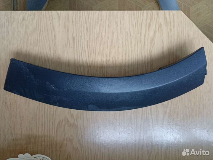 Накладка переднего правого крыла lads xrey Cross