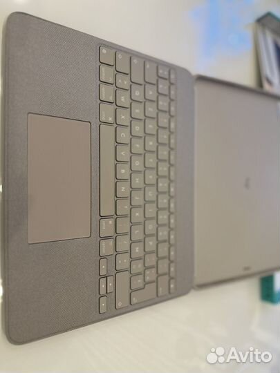 Чехол с клавиатурой для Apple MacBook Pro