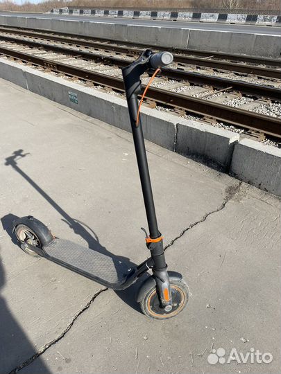 Электросамокат ninebot f40