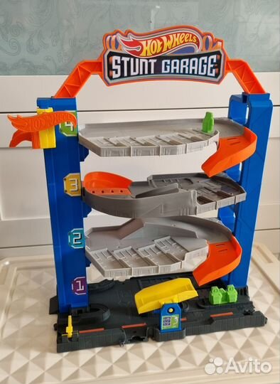 Hot wheels парковка