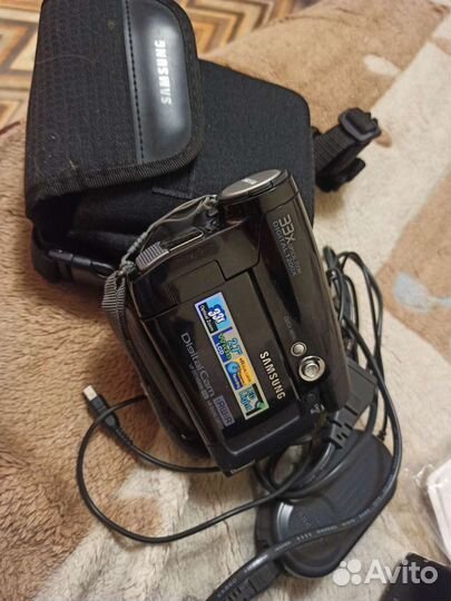 Видеокамера Samsung vp-dc165wbi