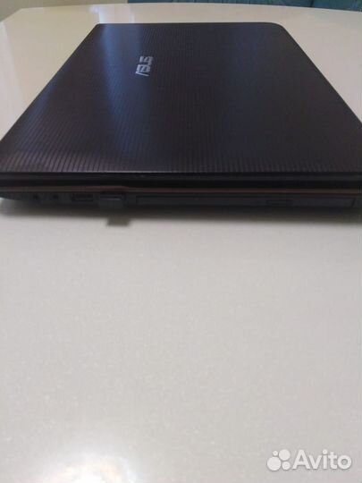 Ноутбук asus
