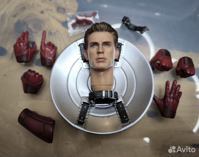 Фигурка Hot Toys Капитан Америка V2012