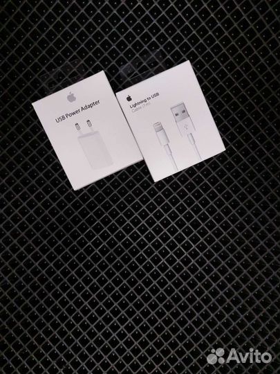 Зарядное устройство на iPhone