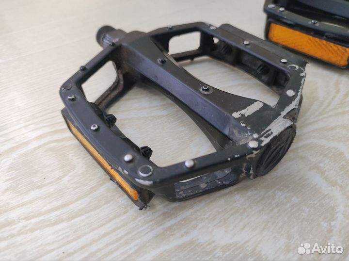 Педали для велосипеда