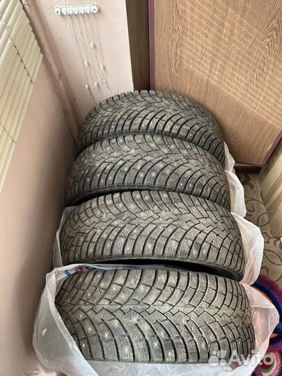 Pirelli Scorpion Ice Zero 2 225/55 R19 103H