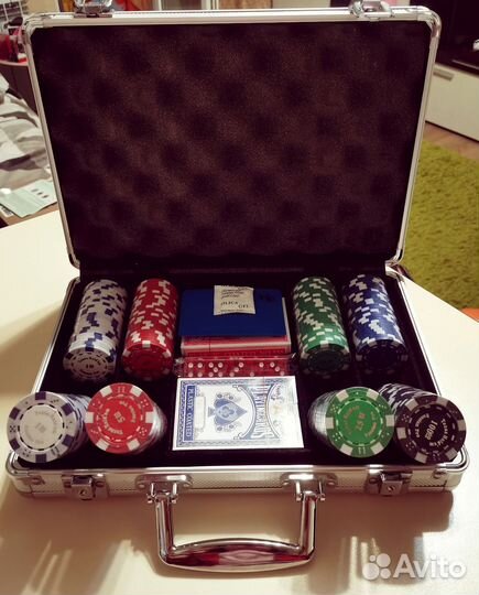 Набор для покера 200 фишек