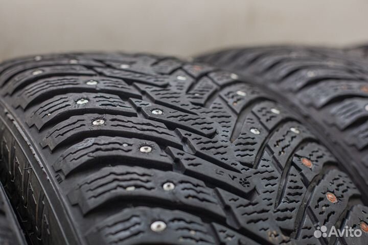 Nokian Tyres Hakkapeliitta 8 225/55 R17 97T