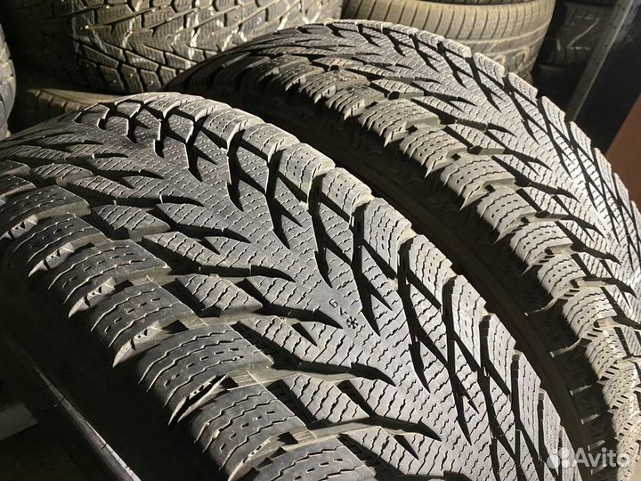 Nokian Tyres Hakkapeliitta R3 SUV 235/55 R20 102R