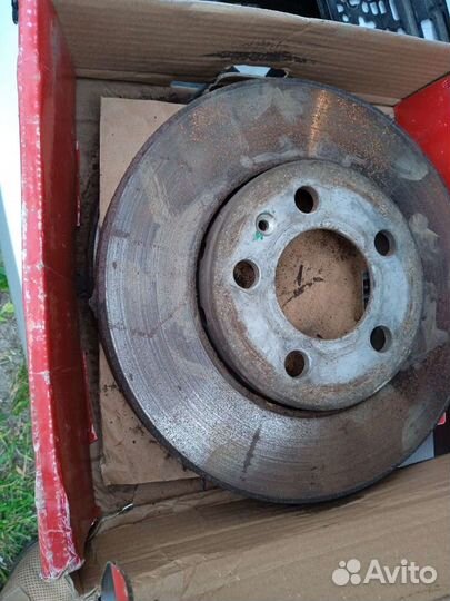 Диски тормозные на Поло седан