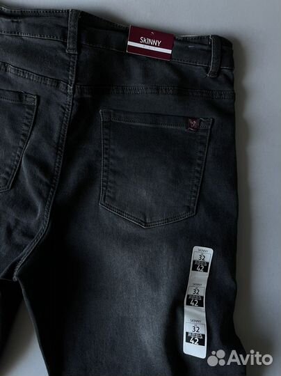 Пакетом Джинсы Skinny Regular fit Новые