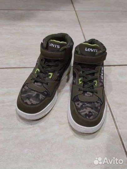 Levis кроссовки