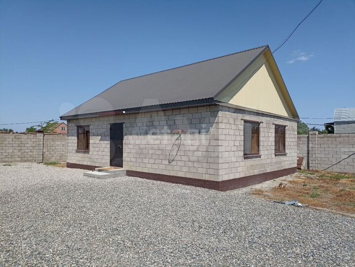 Дом 68,8 м² на участке 7,4 сот.