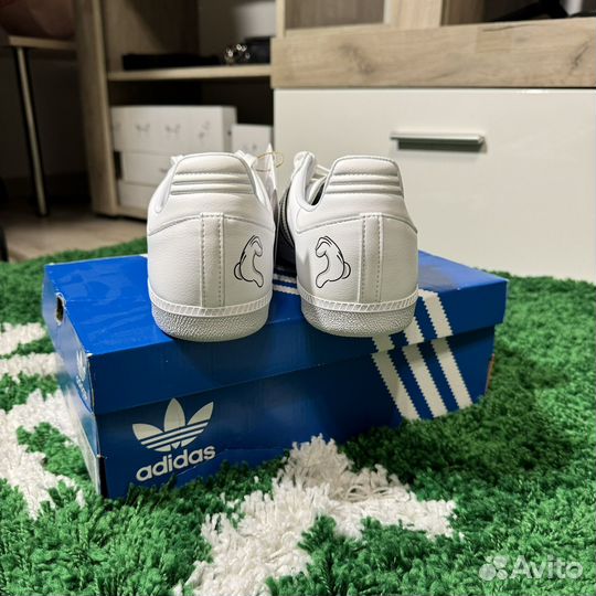 Кроссови Adidas Samba x Mickey Mouse 9/10 US