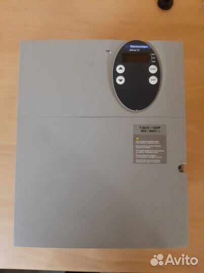 Частотный преоброзователь Altivar 31 7.5 кв