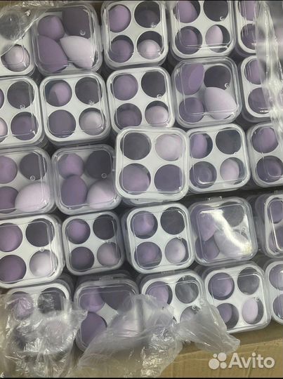 Спонжик 4 шт в наборе + кейс