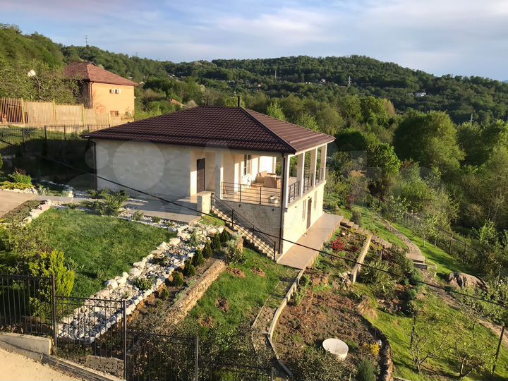 Дом 180 м² на участке 30 сот.