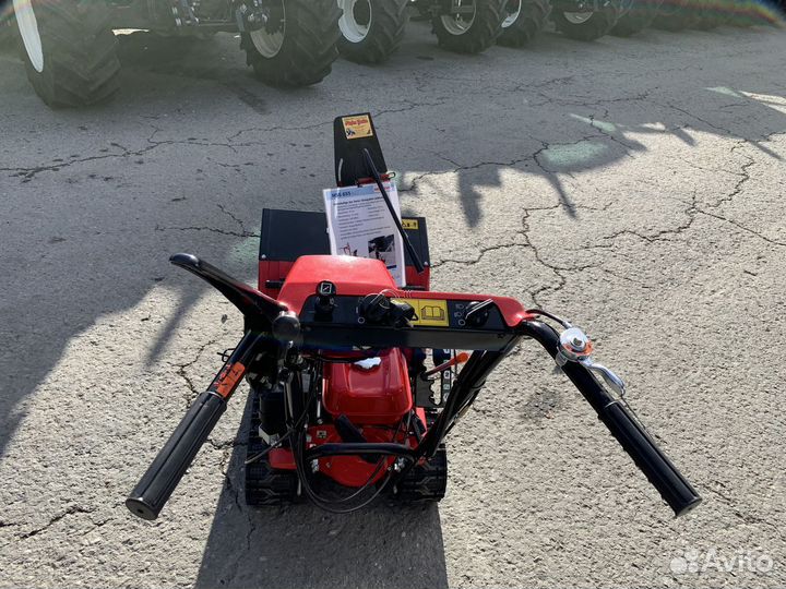 Снегоуборщик Honda HSS 655 ETD1 гусеничн 4,9 л.с