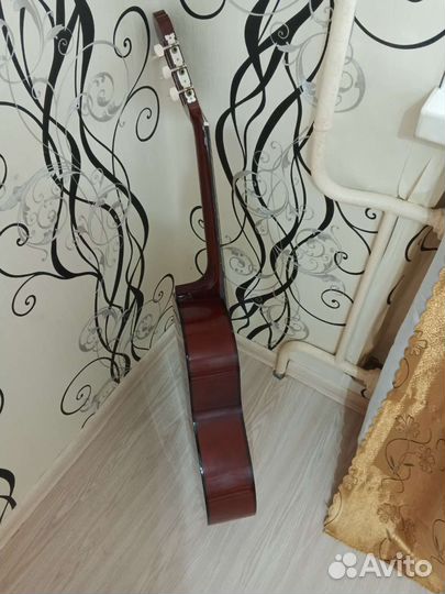 Гитара brahner