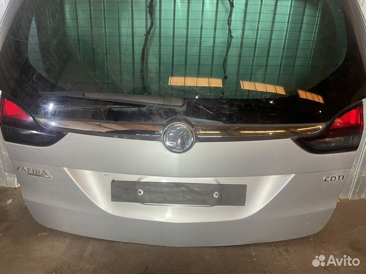 Крышка багажника opel zafira c