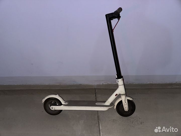 Электрический самокат Xiaomi Mijia m365