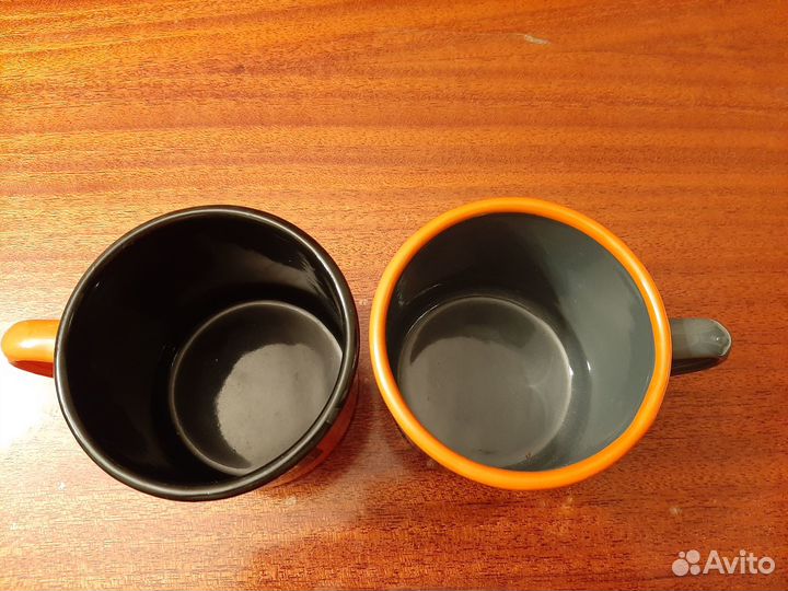 Сувенирные эмалированные кружки