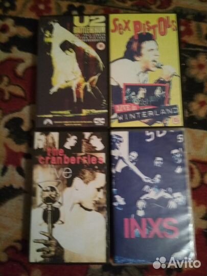 Видеокассеты VHS с музыкой и клипами