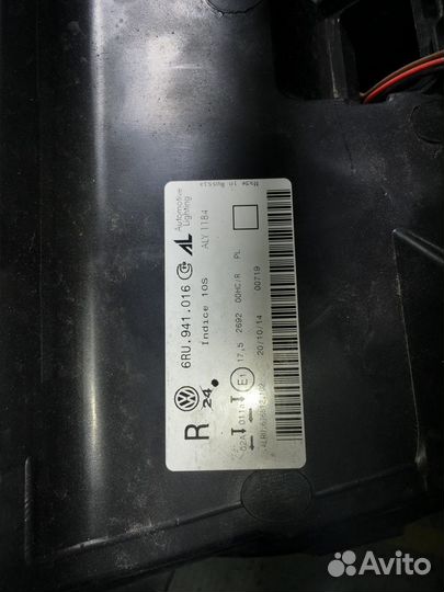 Правая фара Volkswagen Polo sed RUS