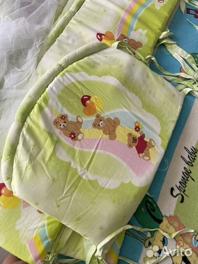 Бортикиив кроватку с балдахином