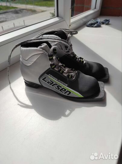 Лыжные ботинки
