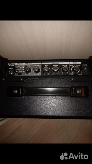 Гитарный комбоусилитель