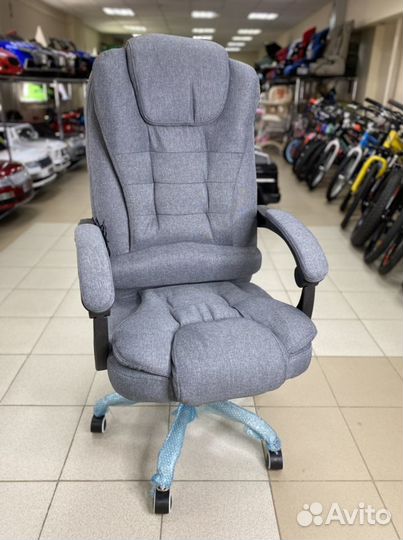 Офисное кресло