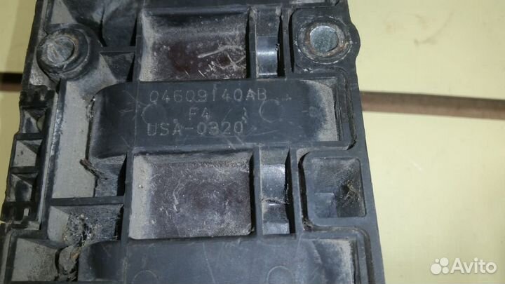 Катушка зажигания Chrysler Voyader 3.3-3.8Б 95-00