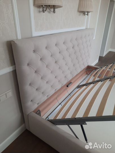 Кровать двуспальная 160х200