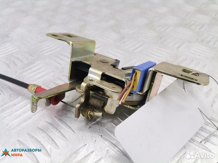 Замок багажника Ford Mondeo 2 2000 1072420