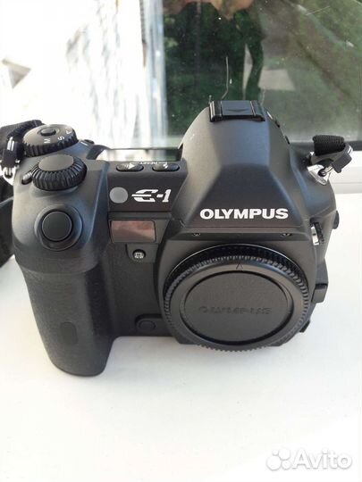 Olympus E-1, матрица CCD Kodak